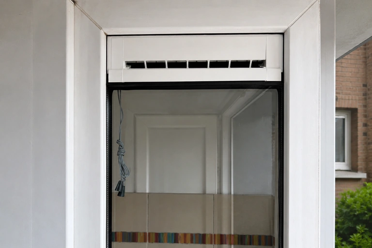 Installation d’un aérateur de fenêtre sur double vitrage