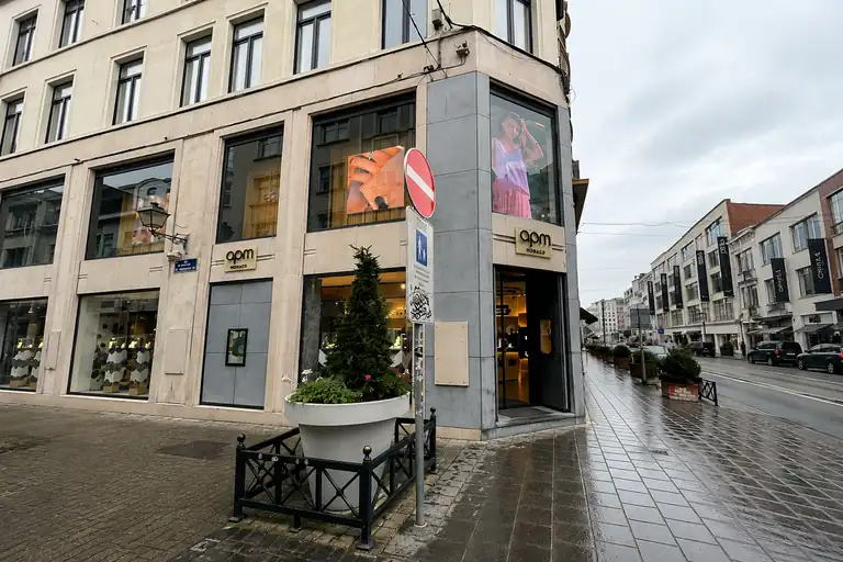 Remplacement de vitrine commerciale sur mesure