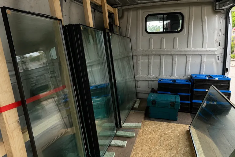 Doubles vitrages isolants prêts à être installés par Vitraglass